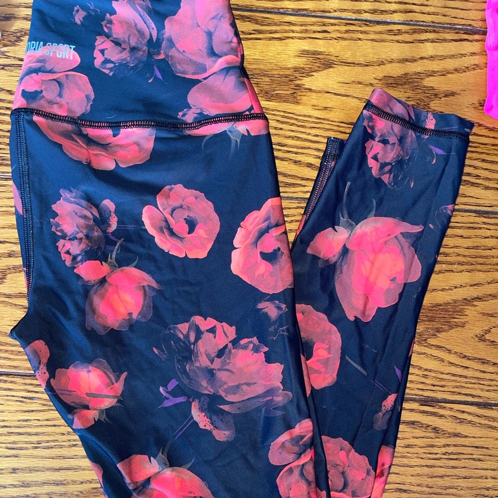 Victoria Sport Rose Legging